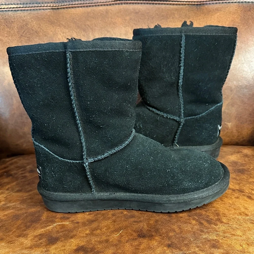 Koolaburra by Ugg Black Suede Boots with Bow Accent